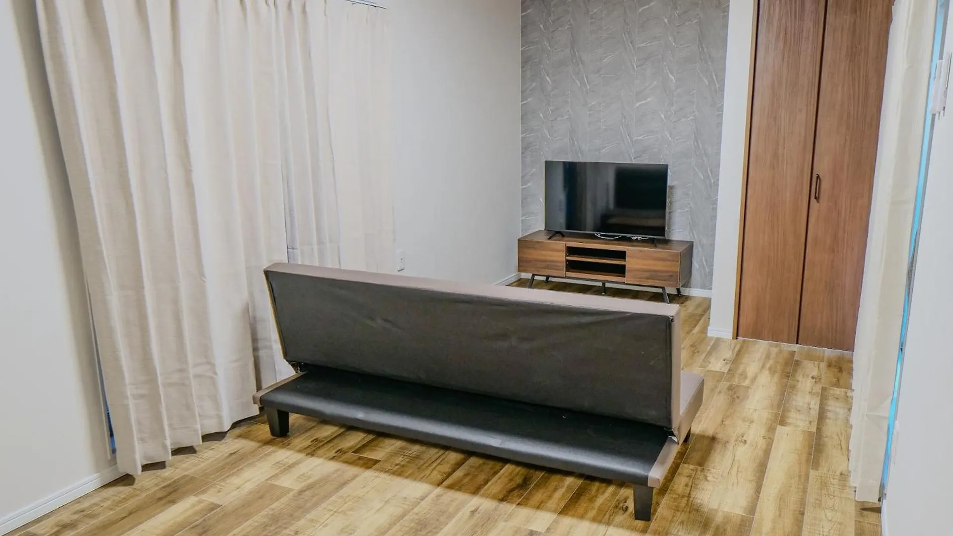 Te House Osaka-Tennoji Осака